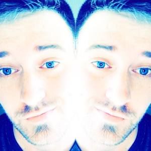 Meet your Posher, Evan